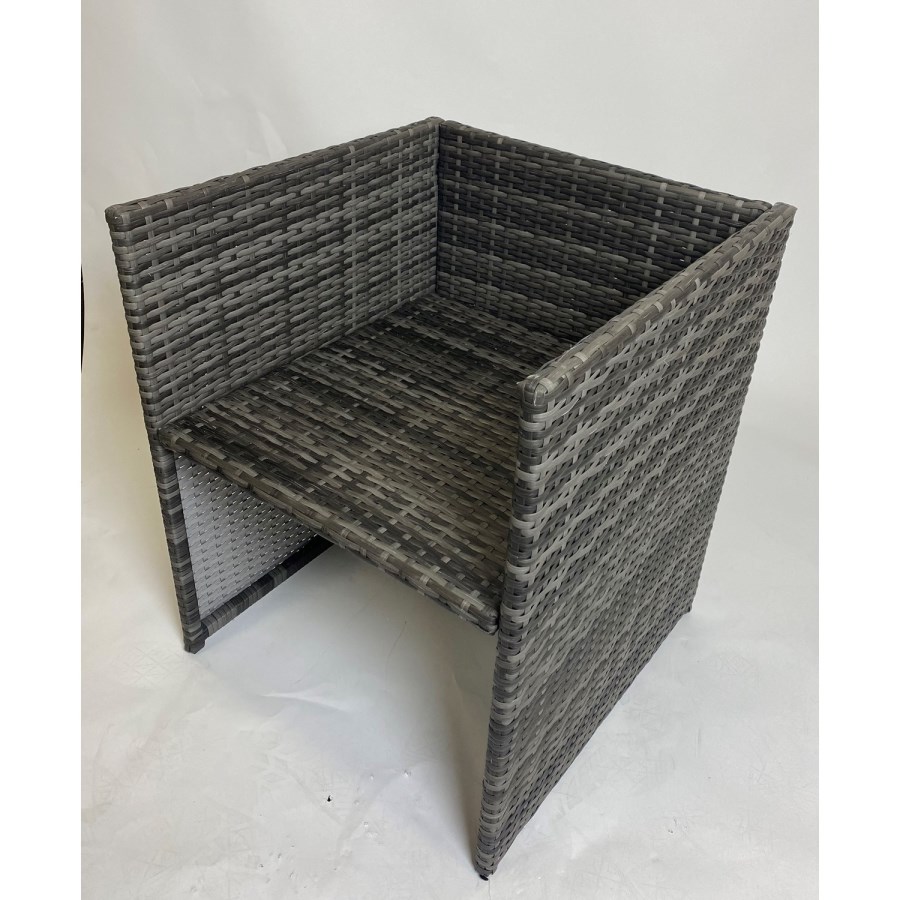 4 Grey Rattan Outdoor Chairs
