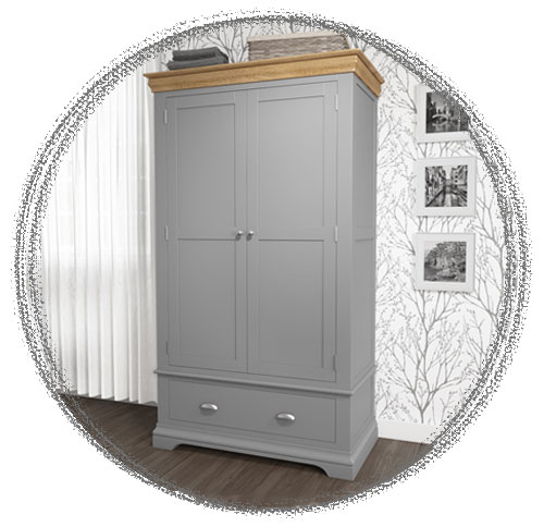 Loire wardrobe